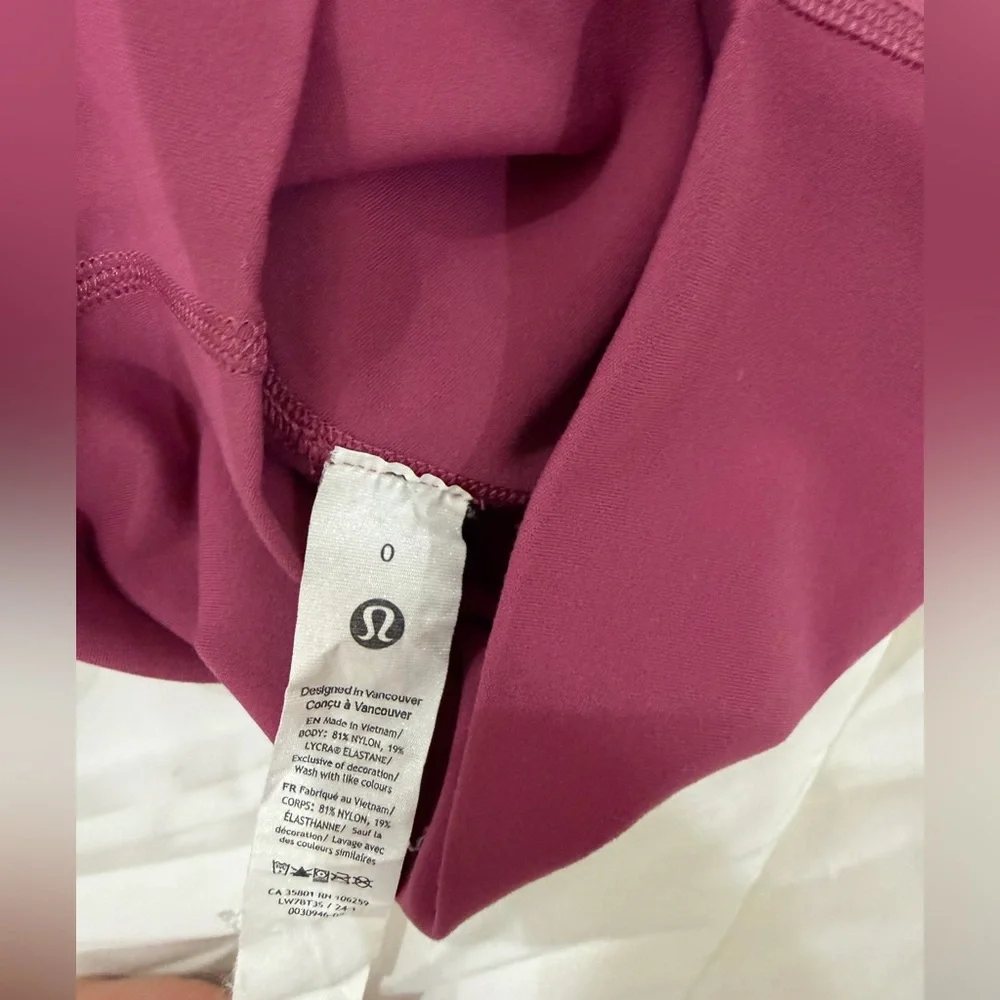 lululemon athletica Align size 0 Women's Plum Bike Shorts